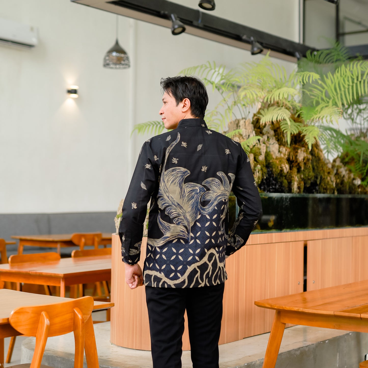 KEMEJA BATIK MONSTERA KAWUNG