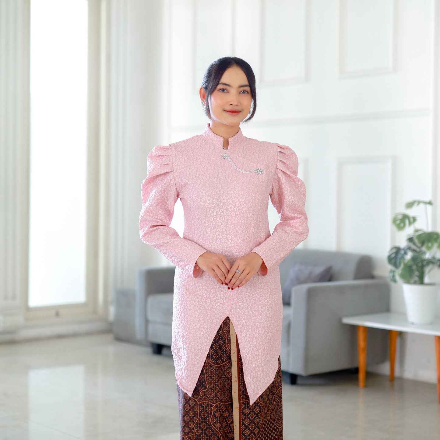 Kebaya Janggan Motif Jacquard